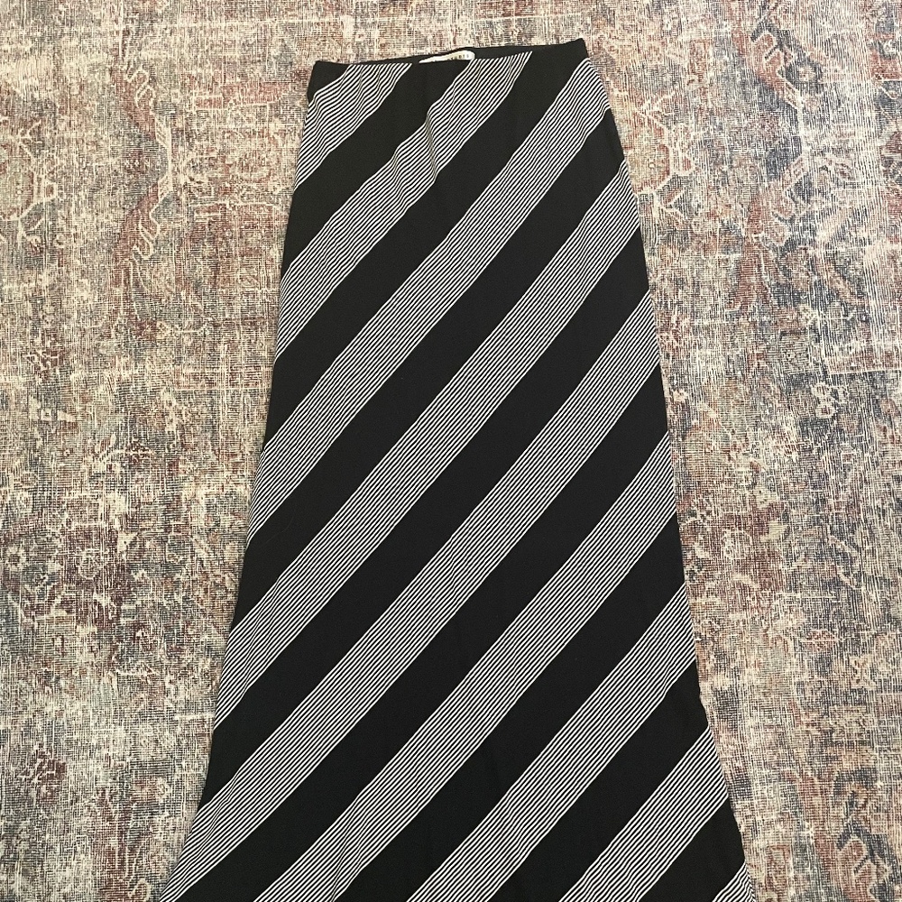 Women's maxi skirt